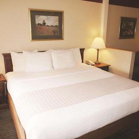 Holiday Inn Express South Burlington - Downtown By Ihg Zewnętrze zdjęcie
