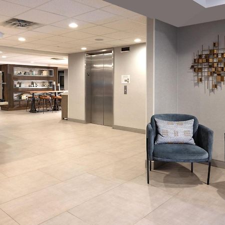 Holiday Inn Express South Burlington - Downtown By Ihg Zewnętrze zdjęcie