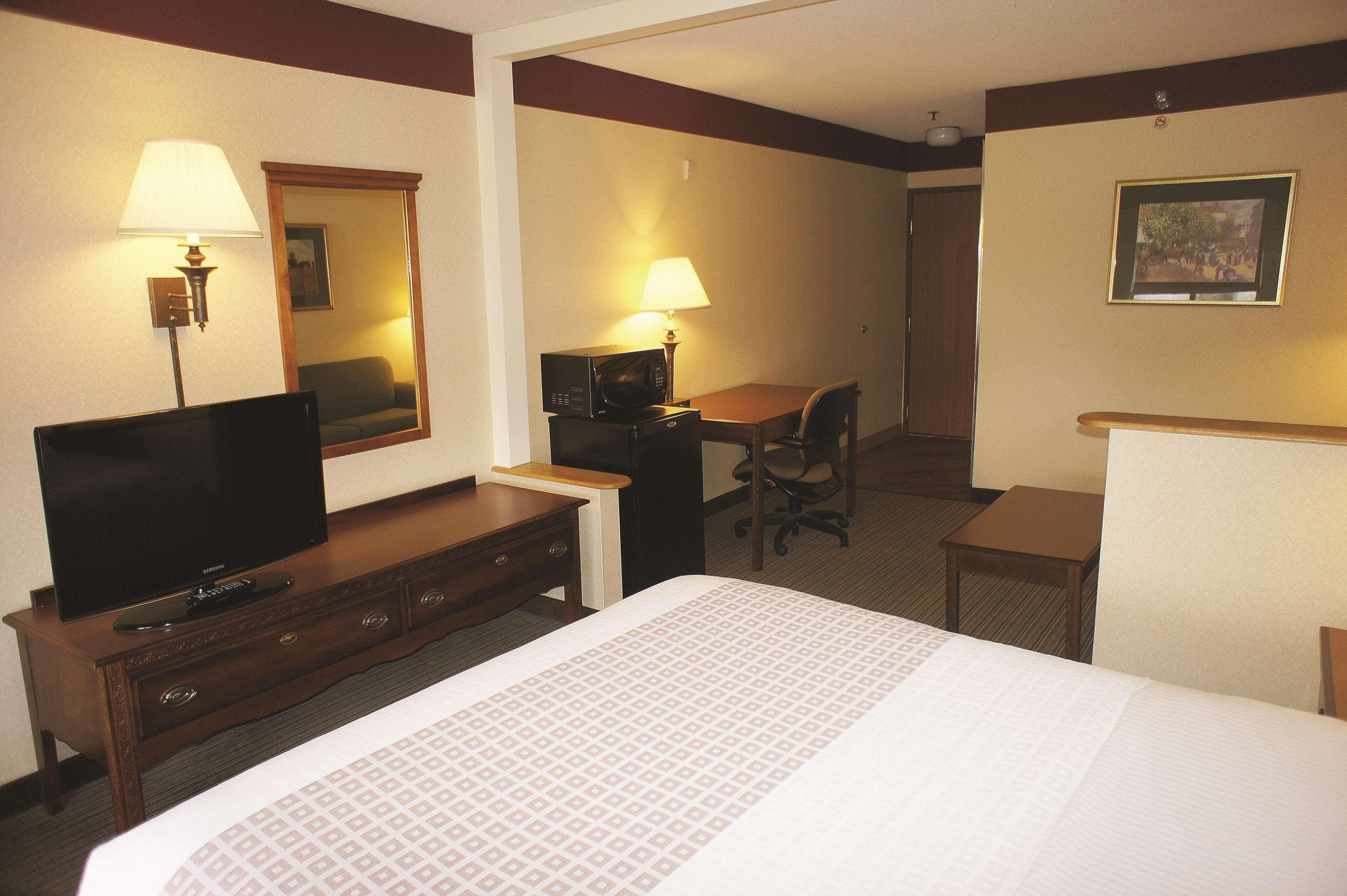 Holiday Inn Express South Burlington - Downtown By Ihg Zewnętrze zdjęcie