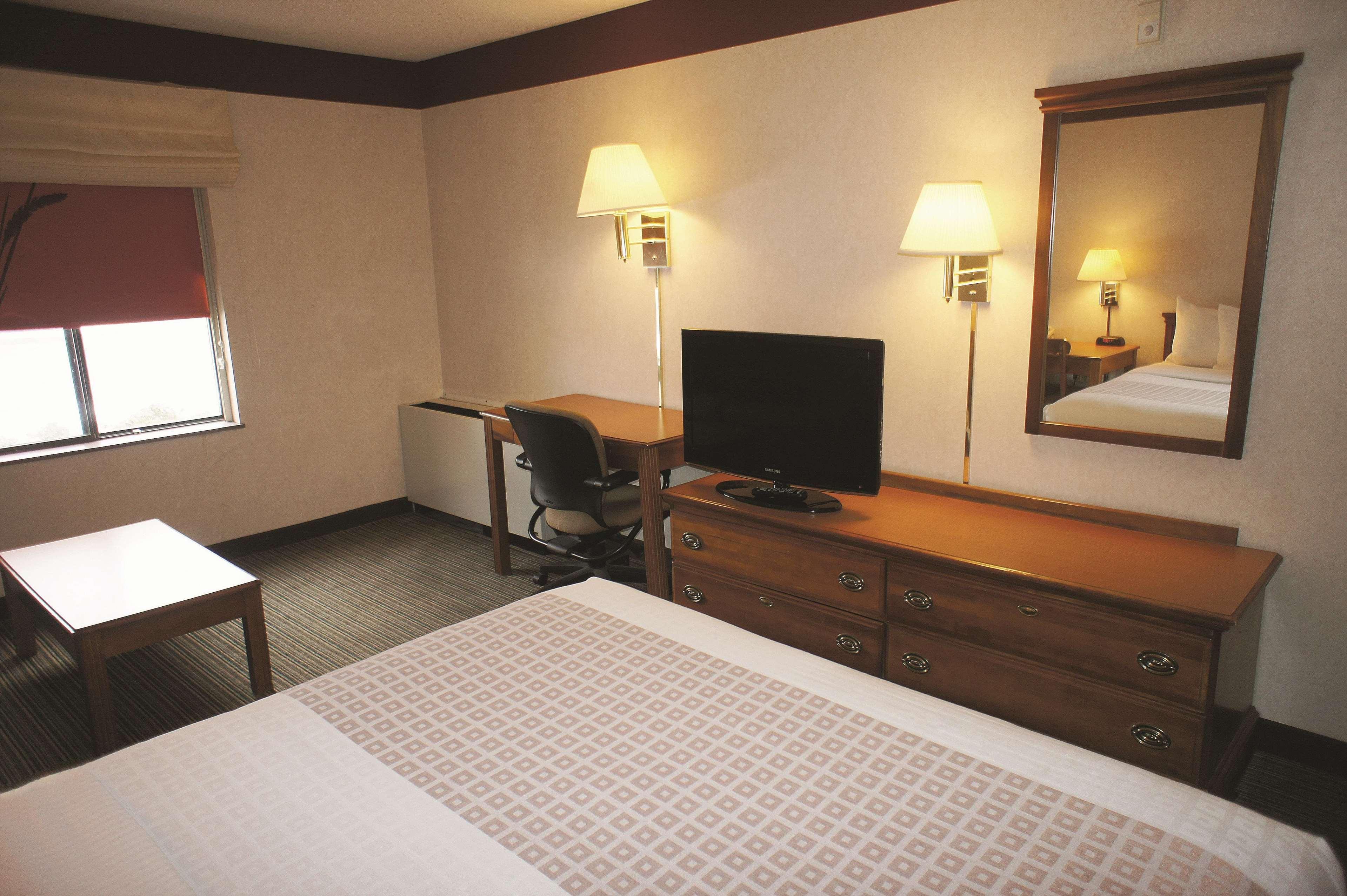 Holiday Inn Express South Burlington - Downtown By Ihg Zewnętrze zdjęcie