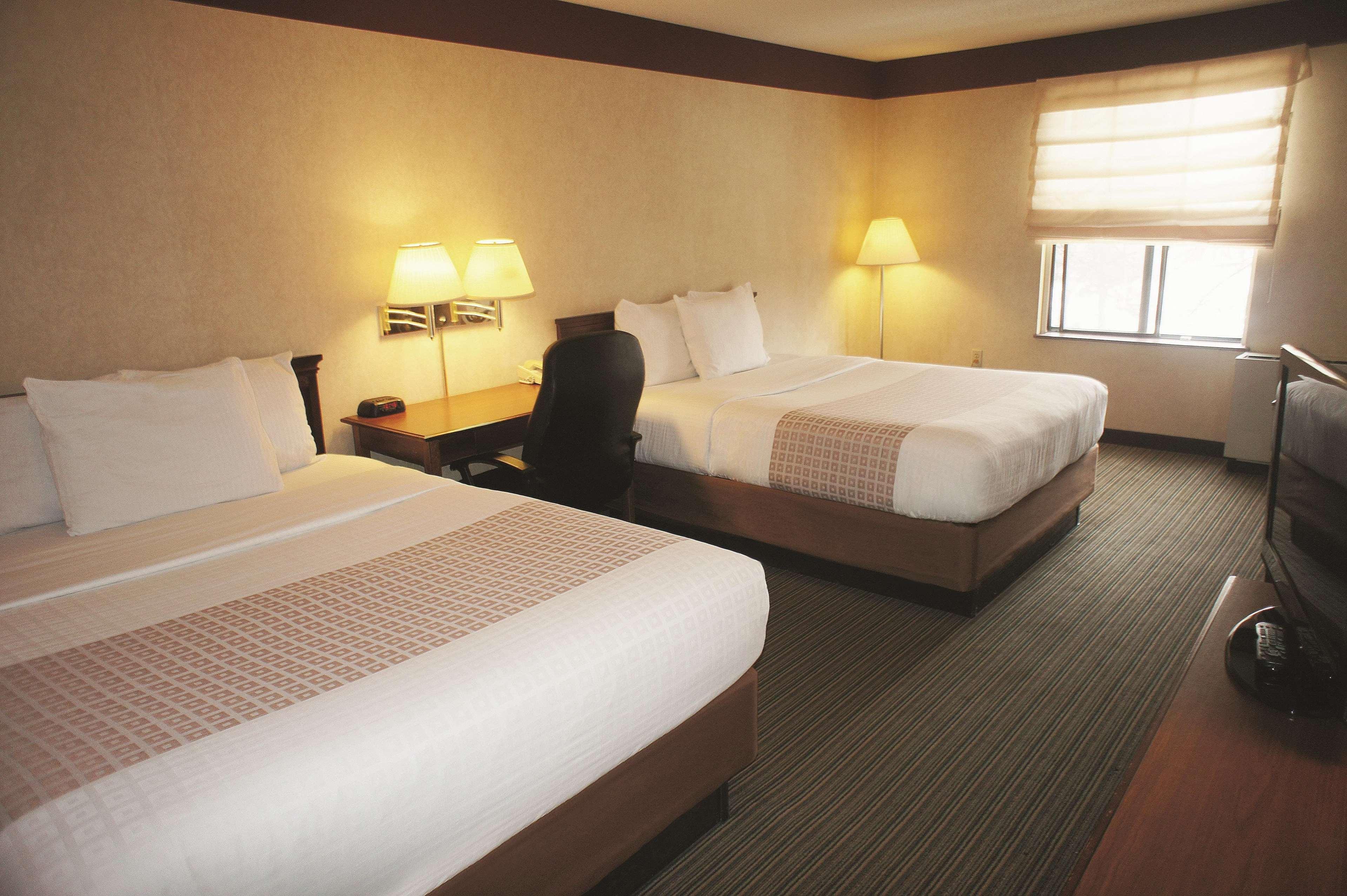 Holiday Inn Express South Burlington - Downtown By Ihg Zewnętrze zdjęcie
