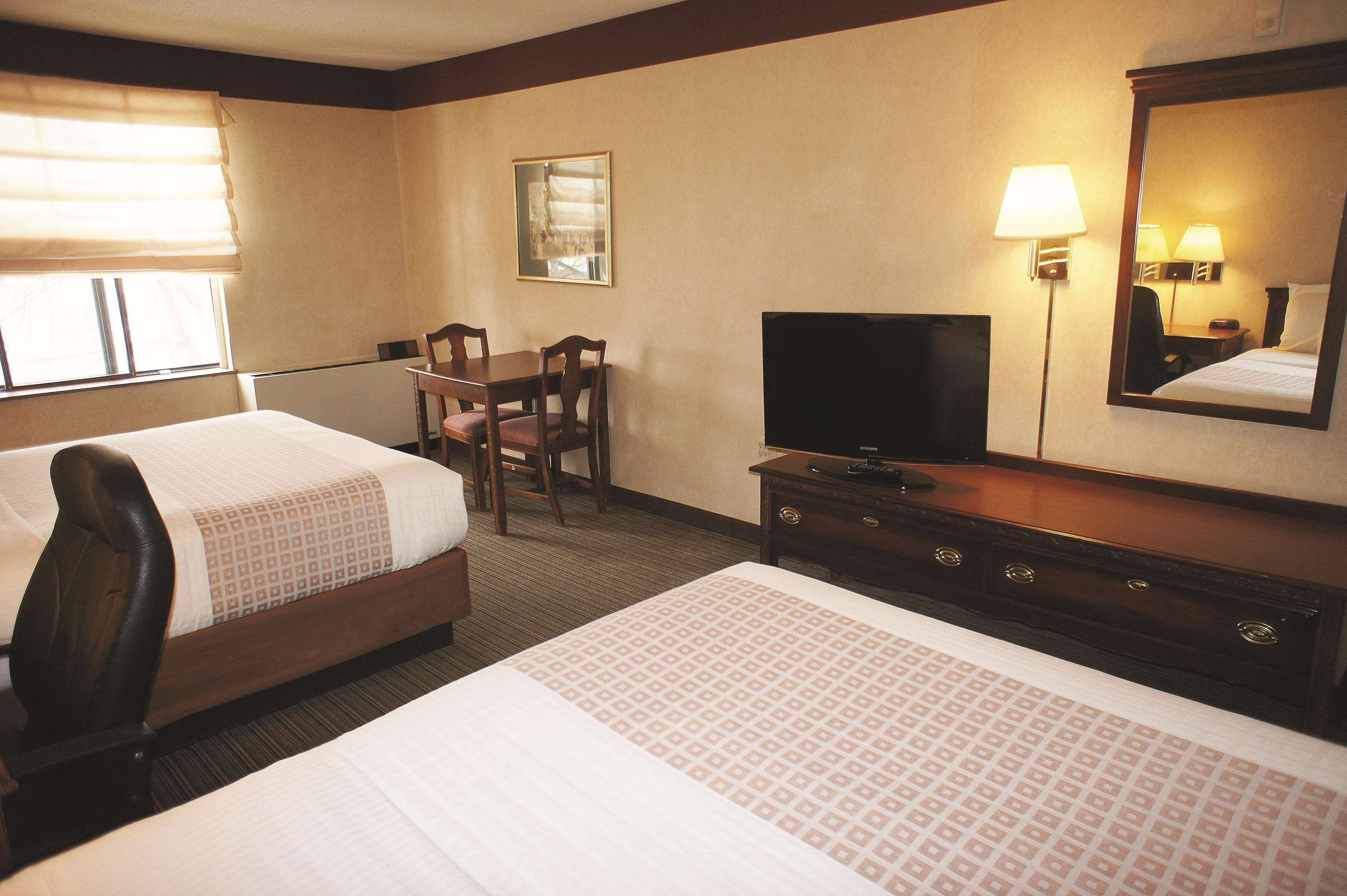 Holiday Inn Express South Burlington - Downtown By Ihg Zewnętrze zdjęcie