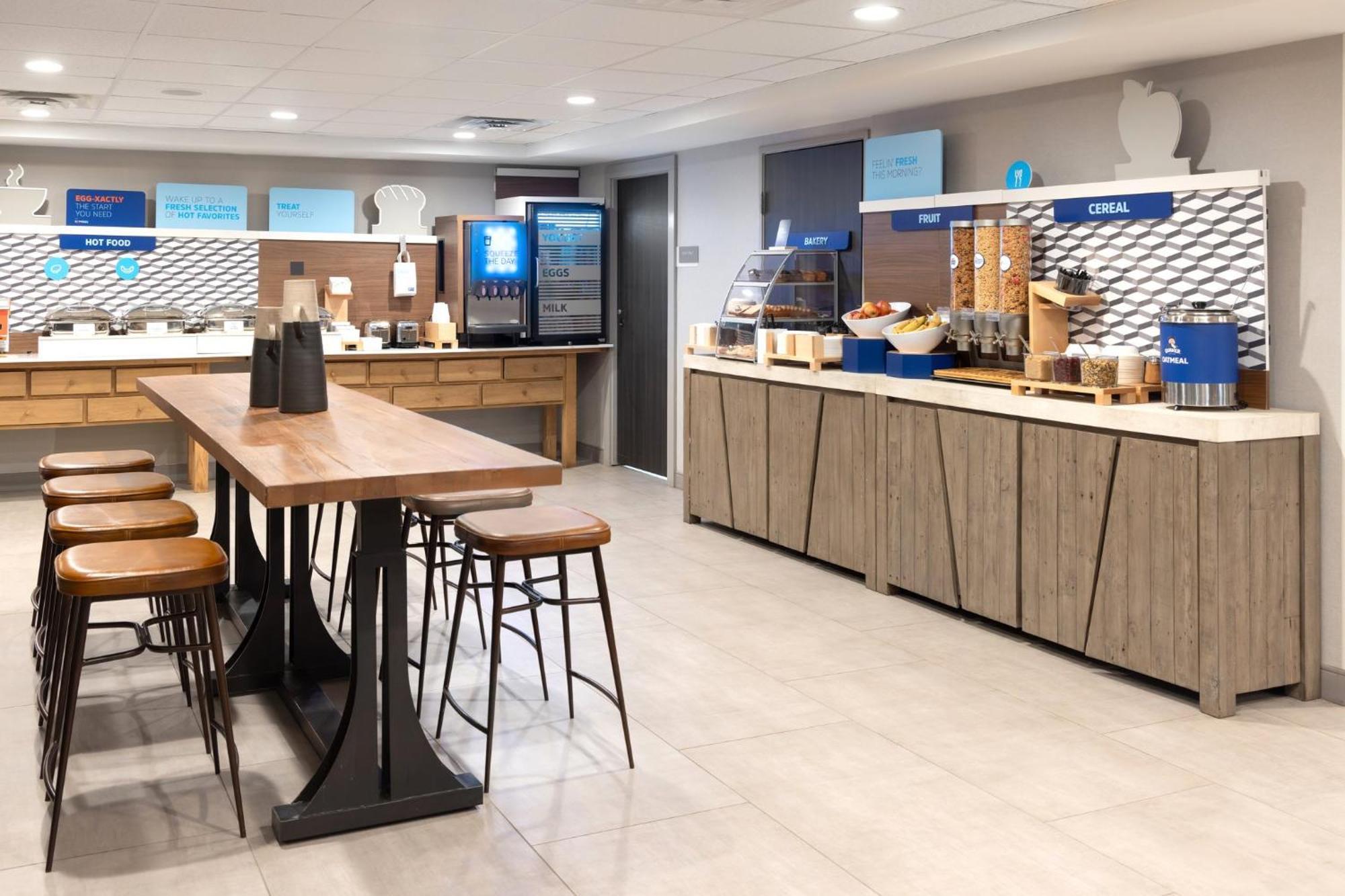 Holiday Inn Express South Burlington - Downtown By Ihg Zewnętrze zdjęcie
